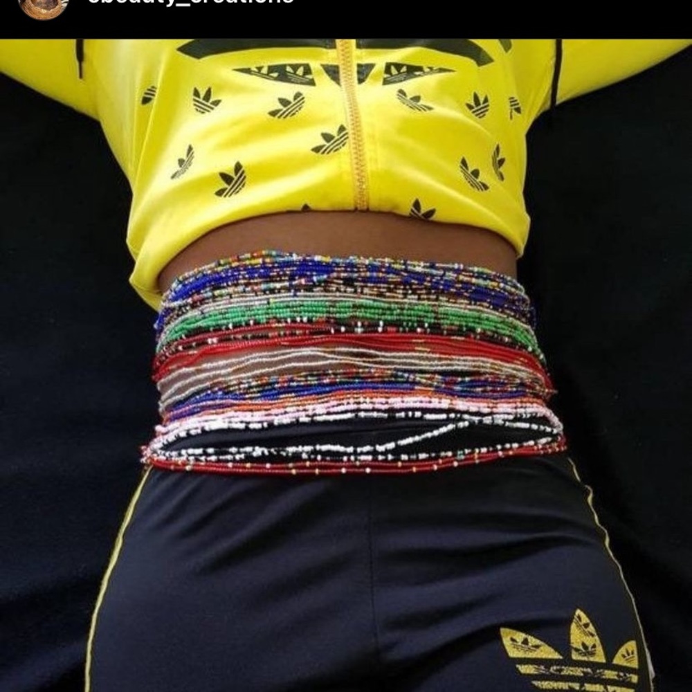 Women waist bead